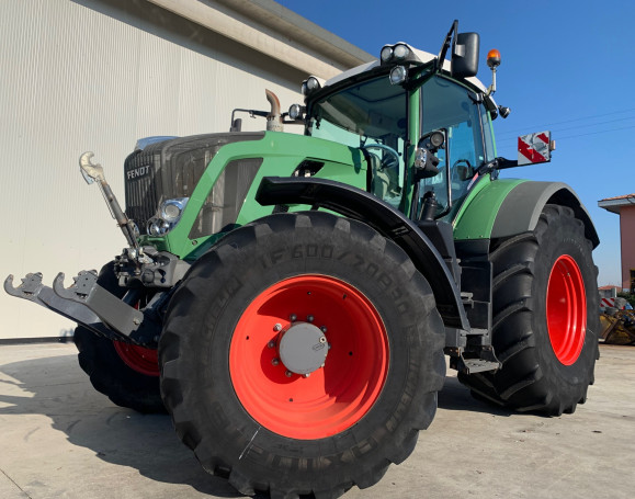 FENDT 826